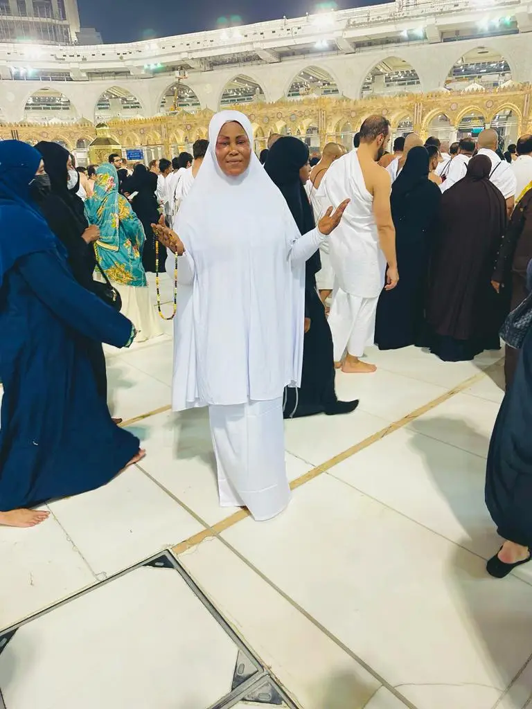  Hajia Amina was stranded but attameemitt helped her to complete her pilgrimage rites and return home